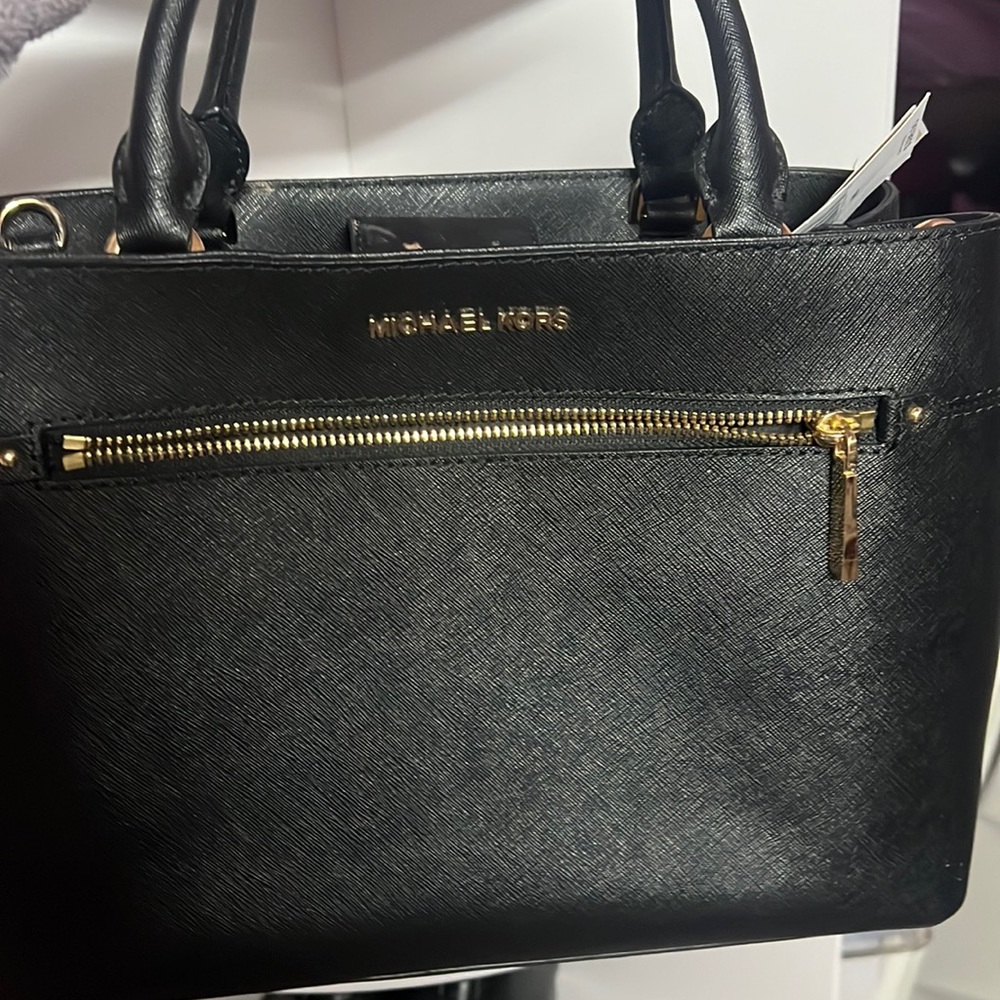 Michael kors satchel